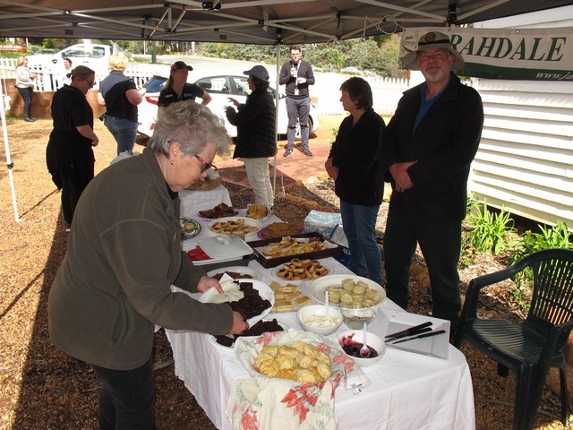 people having morning tea
